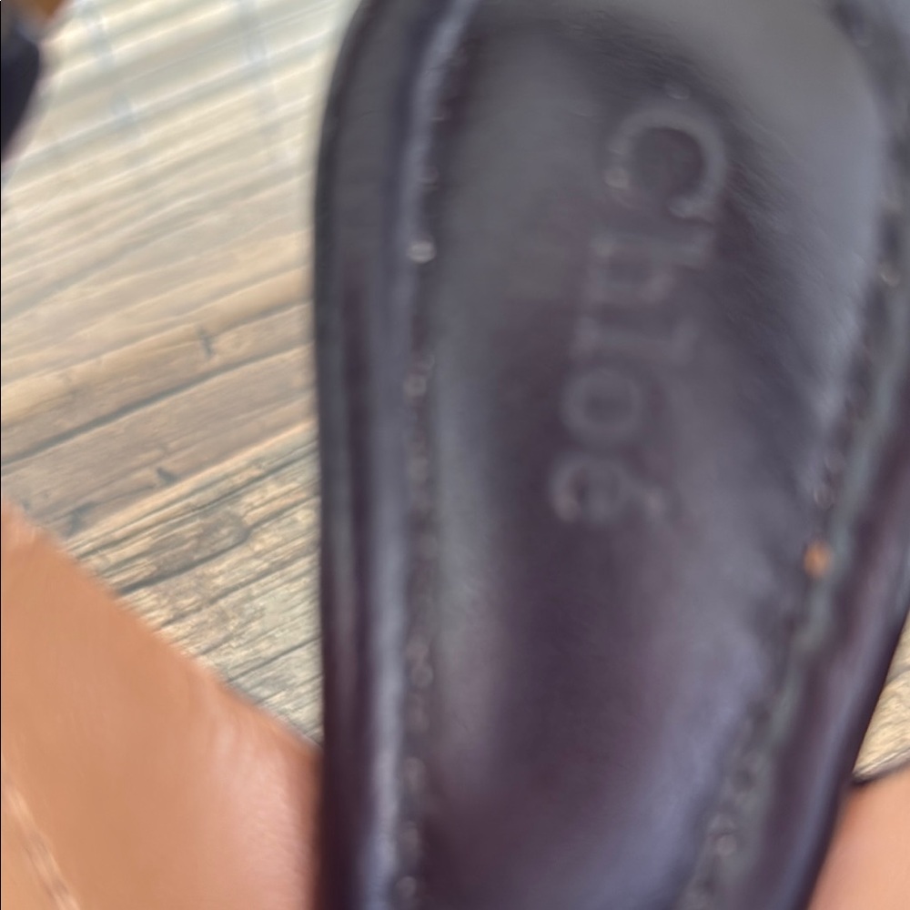 Chloe Black and Tan High-Heeled Sandals with Cutout Design - Picture 2 of 3